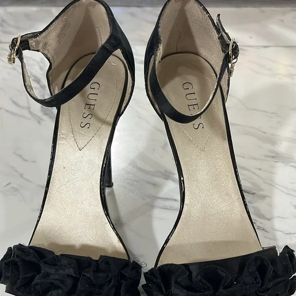 Guess size 8. 4 1/2 inch stilettos Patton, leather trim, satin ruffle across toe - Picture 3 of 6